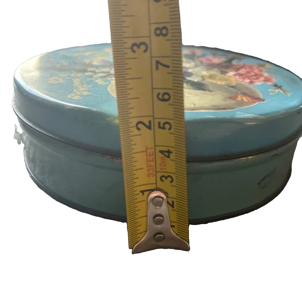 N/A vintage round